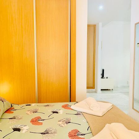 Homely Malaga Parras Con Terraza Interior Y Parking Privado Bajo Suplemento מראה חיצוני תמונה