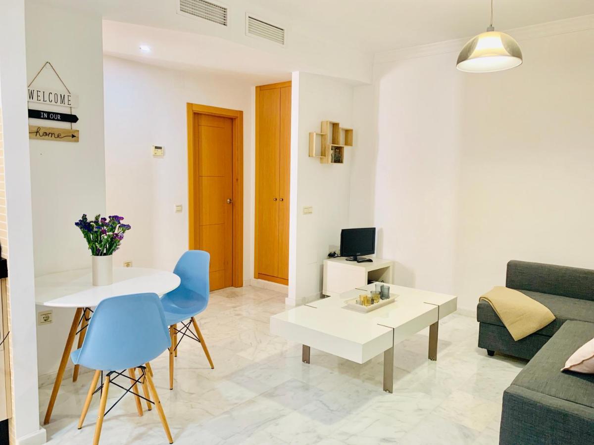 Homely Malaga Parras Con Terraza Interior Y Parking Privado Bajo Suplemento מראה חיצוני תמונה