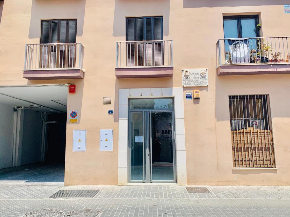 Homely Malaga Parras Con Terraza Interior Y Parking Privado Bajo Suplemento מראה חיצוני תמונה