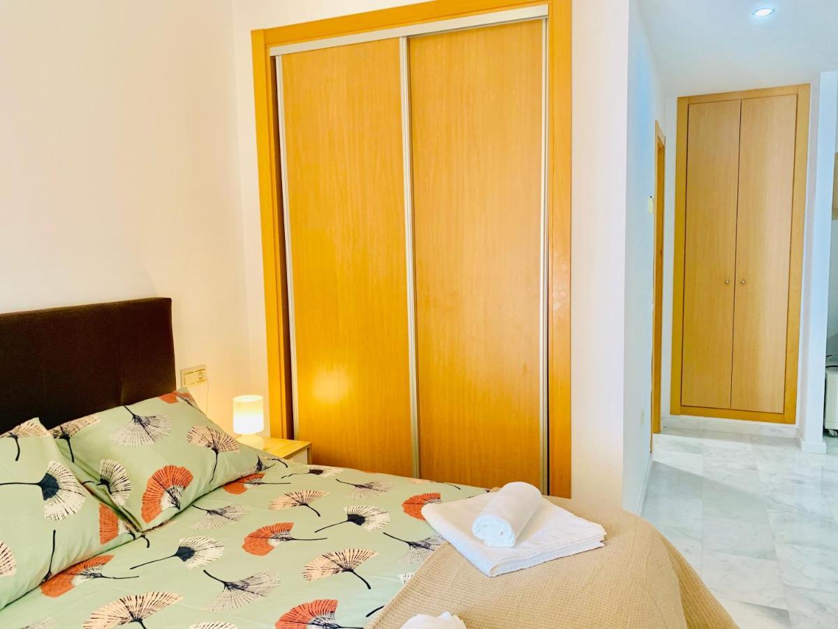 Homely Malaga Parras Con Terraza Interior Y Parking Privado Bajo Suplemento מראה חיצוני תמונה