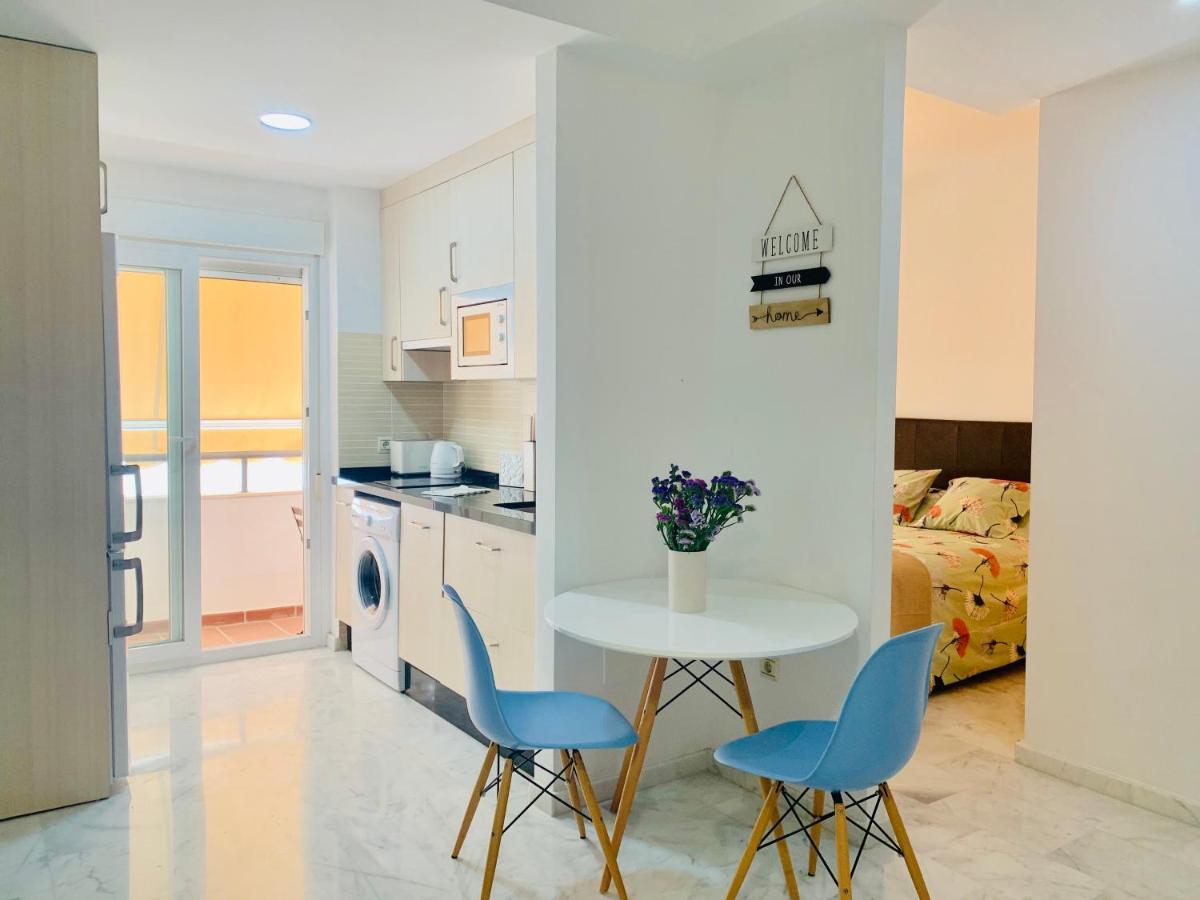 Homely Malaga Parras Con Terraza Interior Y Parking Privado Bajo Suplemento מראה חיצוני תמונה